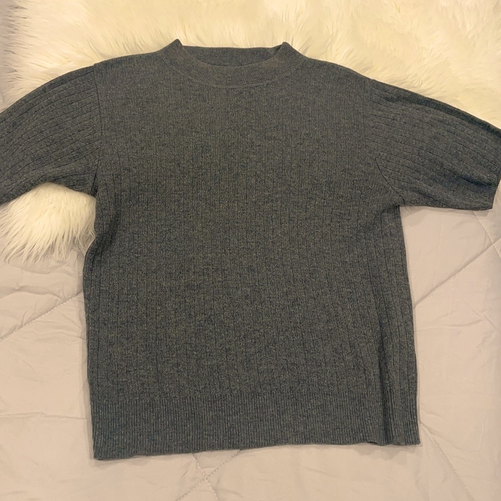 SZ MED Vintage 90s SO CUTE ON 100% ACRYLIC